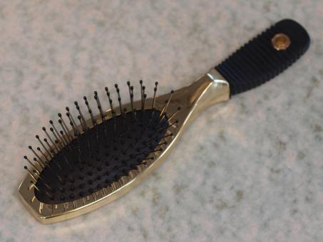 Goldbürste,  klein, Gummibett, Nylonstifte mit Noppen, 